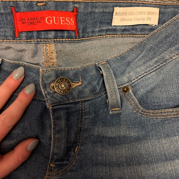 Jeans - Picture 5 of 6